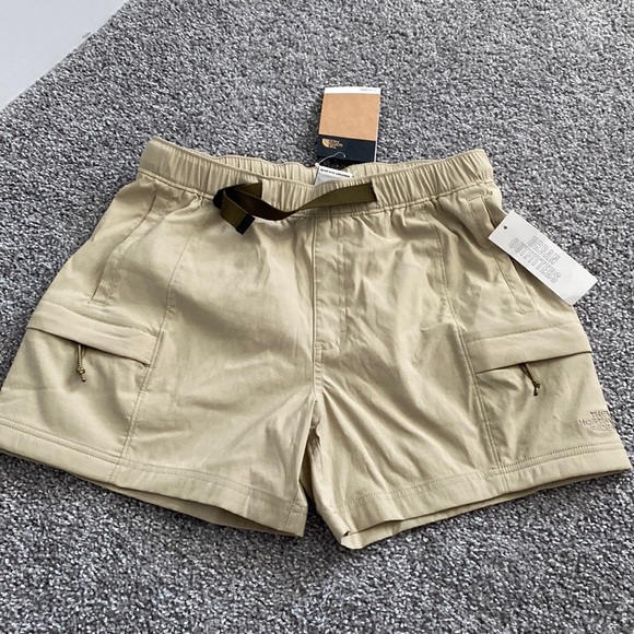 The North Face Shorts New North Face Mens Class V Bltd Short In